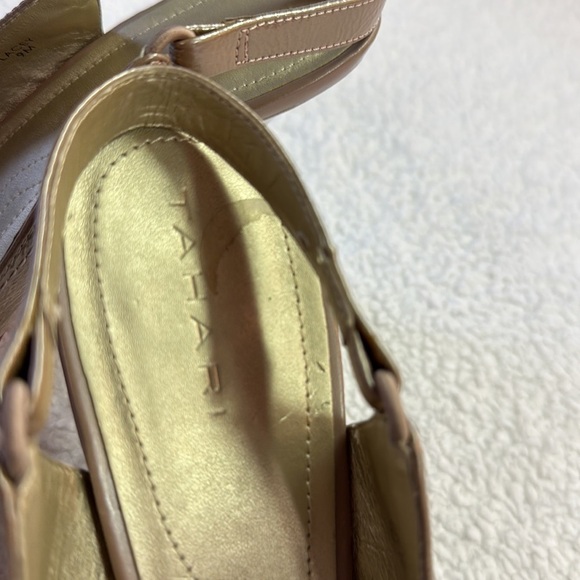 Tahari Lacey Open Toe Strap Back 4” Stiletto Heels Preowned Size 9 - Picture 6 of 12